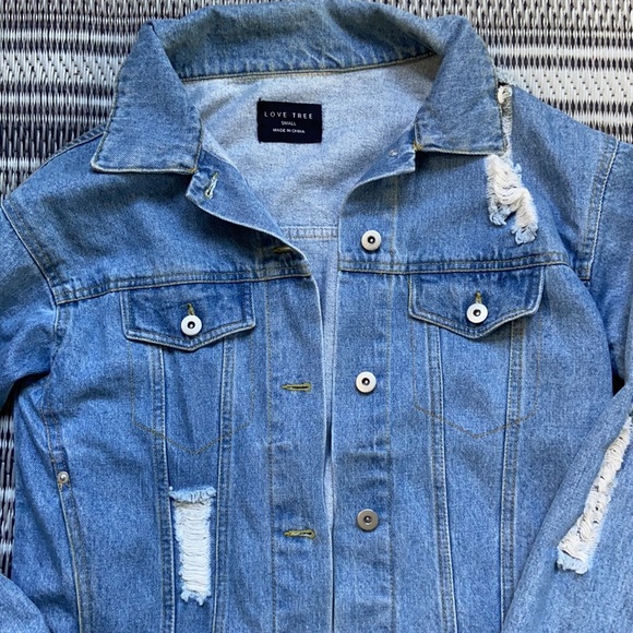 Love tree jean jacket distressed🎁24 hour price drop!! - Picture 2 of 4